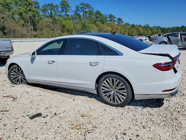 WAU8DAF84KN021043 2019 AUDI A8 - Image 2