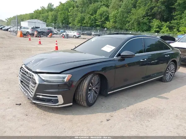 WAU8DAF84MN030988 2021 AUDI A8 - Image 2