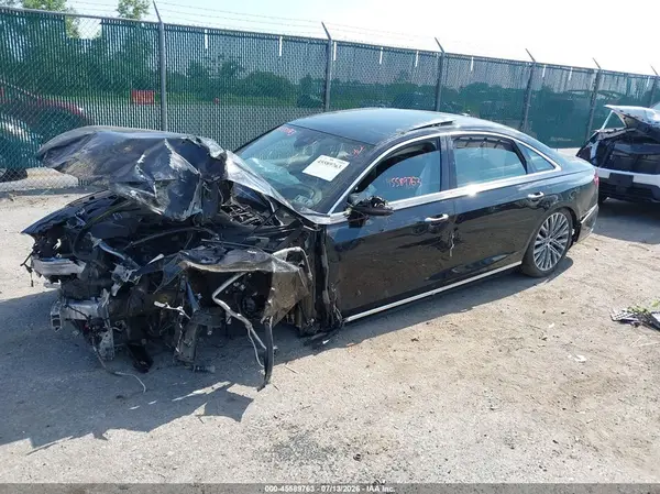 WAU8DAF85KN004719 2019 AUDI A8 - Image 2