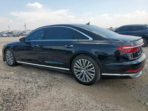 WAU8DAF85KN010522 2019 AUDI A8 - Image 2