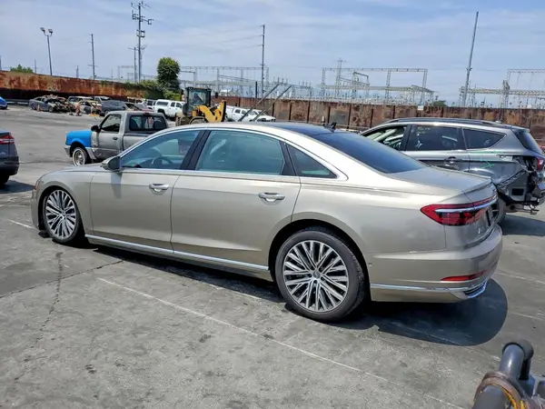WAU8DAF85KN017647 2019 AUDI A8 - Image 2