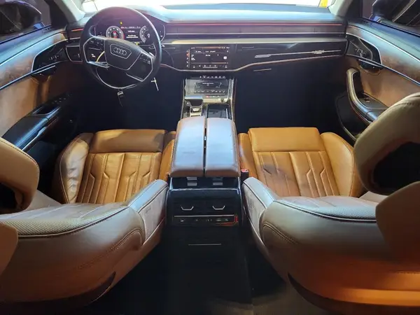 WAU8DAF85KN019138 2019 AUDI A8 - Image 8