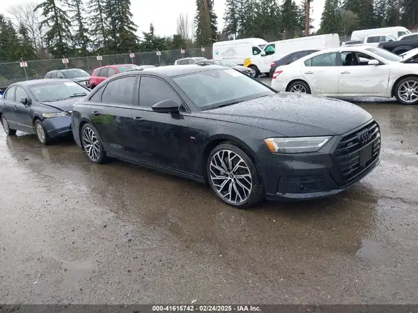 WAU8DAF85MN015562 2021 AUDI A8 - Image 1