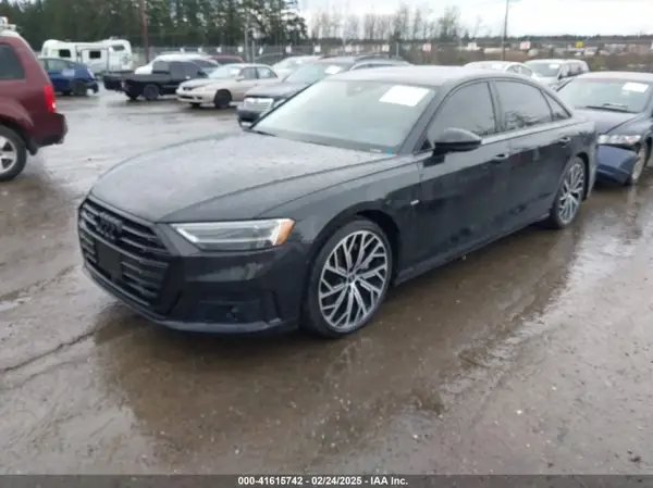 WAU8DAF85MN015562 2021 AUDI A8 - Image 2
