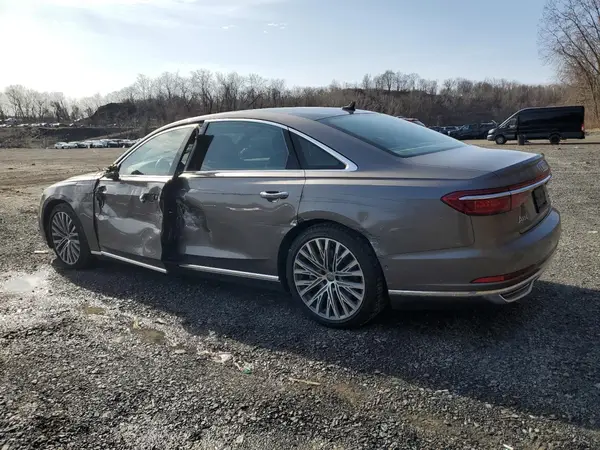 WAU8DAF86KN005264 2019 AUDI A8 - Image 2