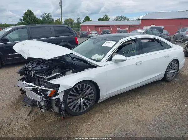WAU8DAF86KN006897 2019 AUDI A8 - Image 2