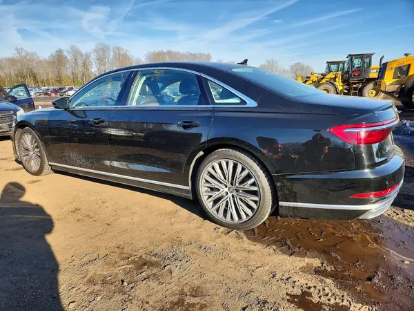 WAU8DAF86LN015116 2020 AUDI A8 - Image 2