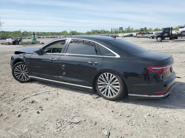 WAU8DAF88KN006268 2019 AUDI A8 - Image 2