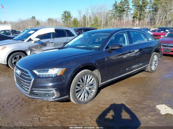 WAU8DAF88KN007534 2019 AUDI A8 - Image 2