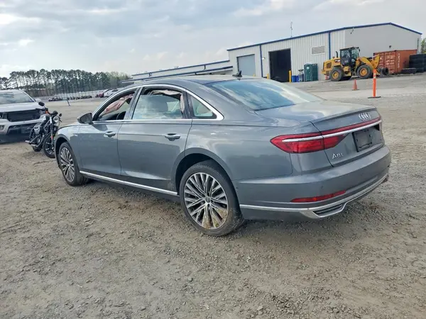 WAU8DAF88KN019778 2019 AUDI A8 - Image 2