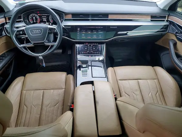 WAU8DAF88KN019800 2019 AUDI A8 - Image 8