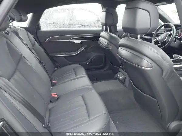 WAU8DAF8XKN018289 2019 AUDI A8 - Image 8
