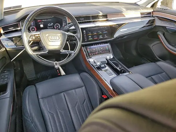 WAU8DAF8XLN013319 2020 AUDI A8 - Image 8