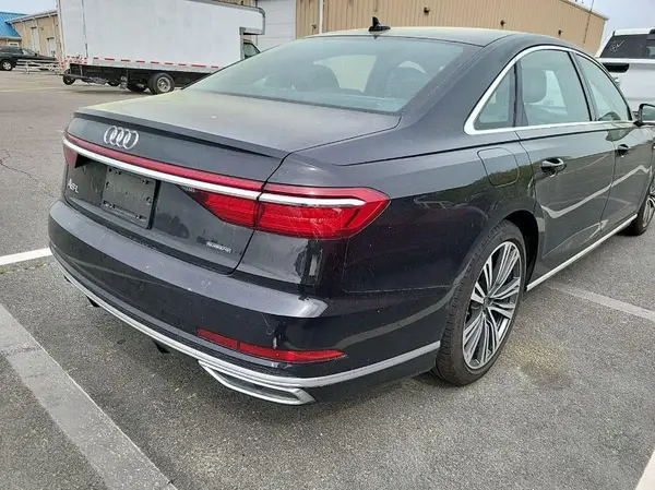 WAU8EAF89MN003427 2021 AUDI A8 - Image 2