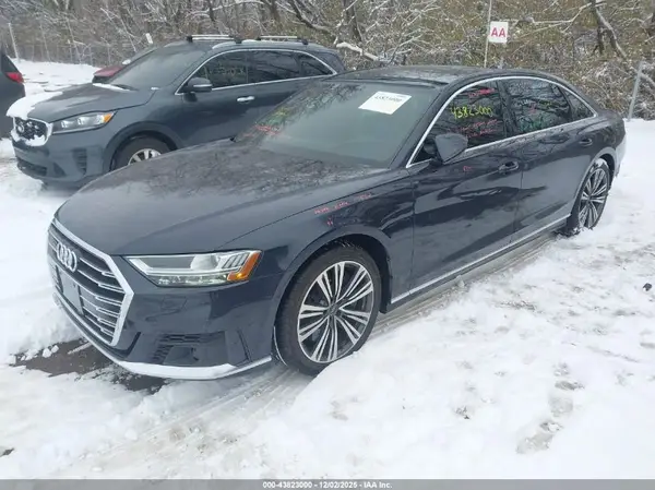 WAU8EAF89MN010412 2021 AUDI A8 - Image 2
