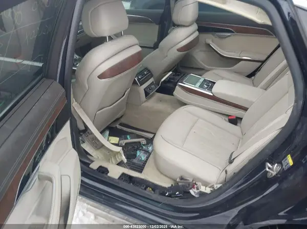 WAU8EAF89MN010412 2021 AUDI A8 - Image 8