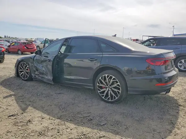 WAU8SAF82MN011541 2021 AUDI S8 - Image 2