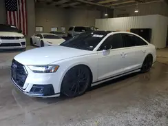 WAU8SAF8XLN001077 2020 AUDI S8