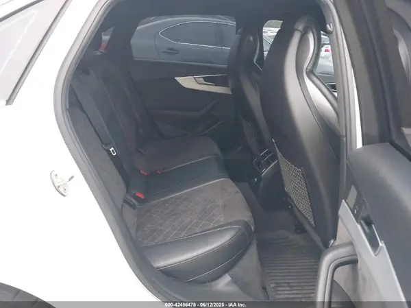 WAUA4AF45KA106429 2019 AUDI S4 - Image 8