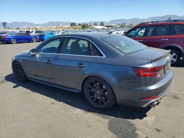 WAUA4AF49KA109558 2019 AUDI RS4 - Image 2