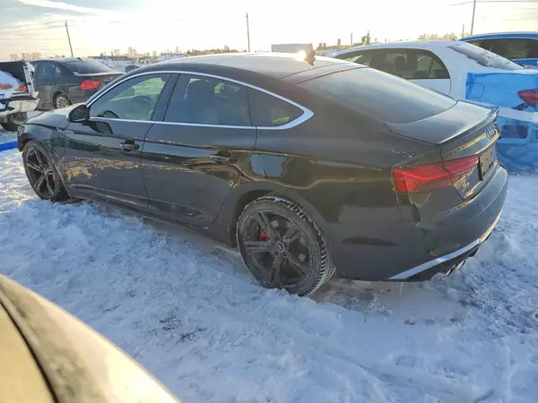 WAUA4CF51NA023234 2022 AUDI RS5 - Image 2