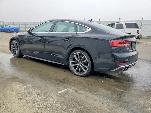 WAUA4CF52KA003781 2019 AUDI S5 - Image 2