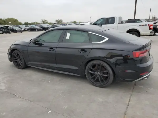 WAUA4CF54KA053307 2019 AUDI RS5 - Image 2