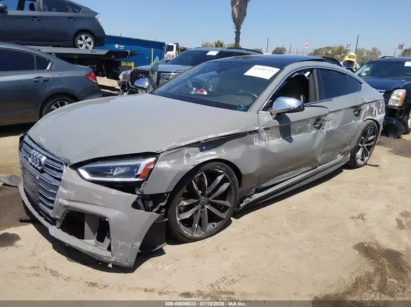 WAUA4CF59KA050631 2019 AUDI S5 - Image 2