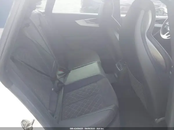 WAUA4CF59MA035386 2021 AUDI S5 - Image 8