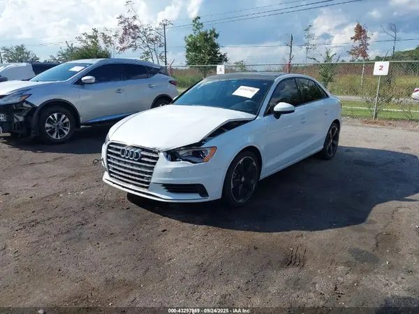 WAUA7GFF0G1015636 2016 AUDI A3 - Image 2