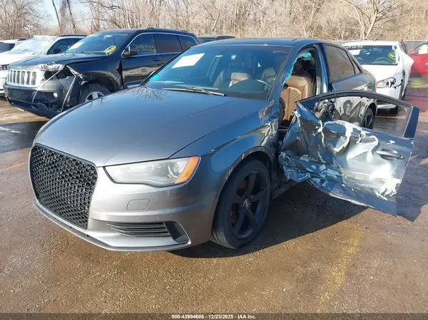 WAUA7GFF7G1024334 2016 AUDI A3 - Image 2