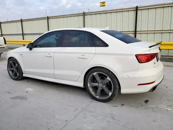 WAUA7GFF8G1115466 2016 AUDI A3 - Image 2