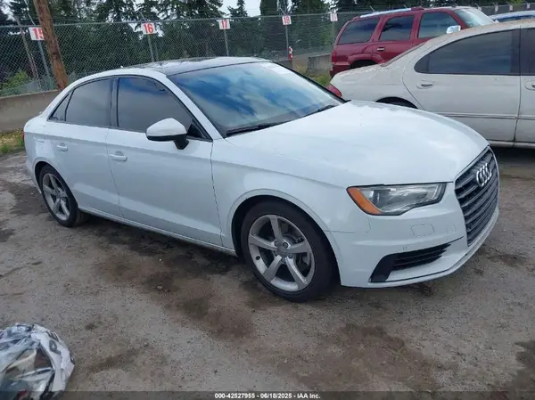 WAUA7GFFXG1056744 2016 AUDI A3 - Image 1