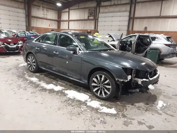 WAUABAF44NN002971 2022 AUDI A4 - Image 1