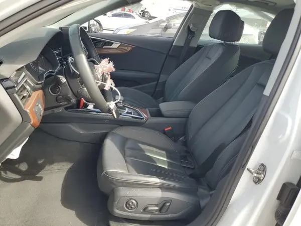 2021 AUDI A4 auction photo 7