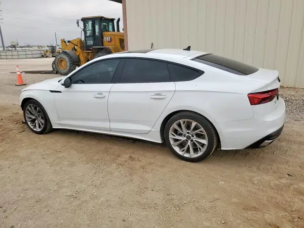 WAUABCF50NA014675 2022 AUDI A5 - Image 2