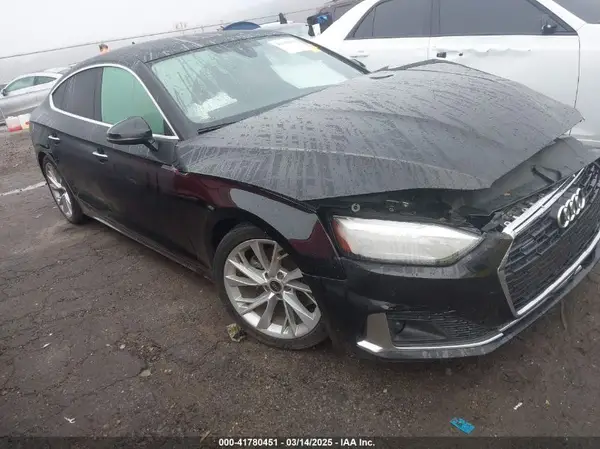 WAUABCF51NA028696 2022 AUDI A5 - Image 1