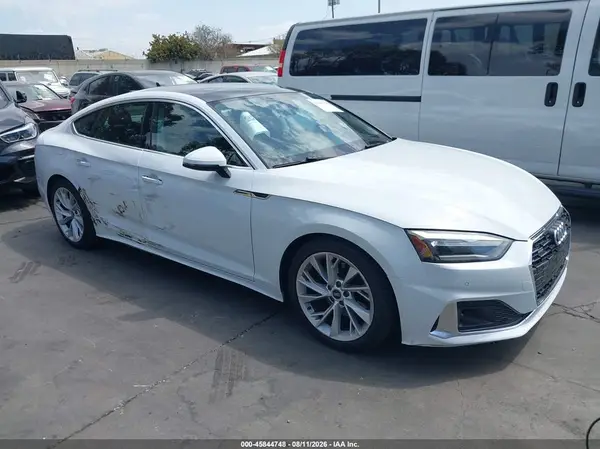 WAUABCF53NA013438 2022 AUDI A5 - Image 1