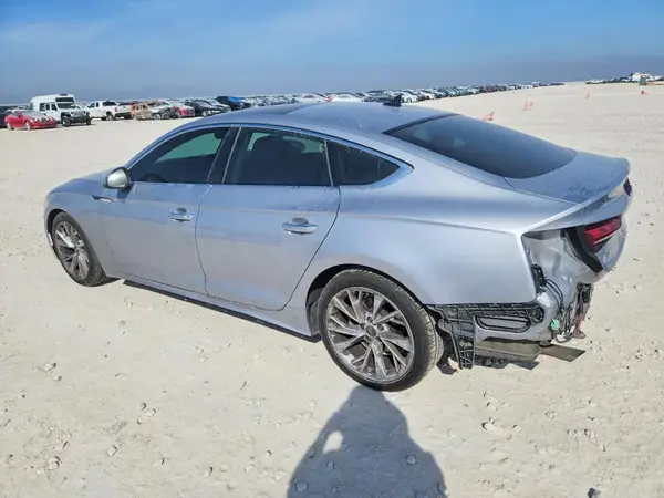 WAUABCF54MA019571 2021 AUDI A5 - Image 2