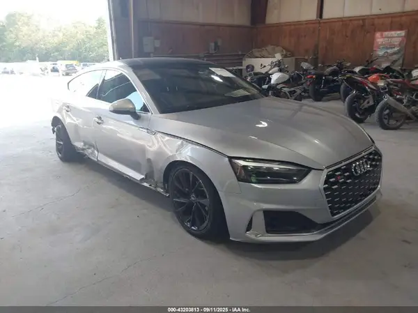 WAUABCF5XNA009998 2022 AUDI A5 - Image 1