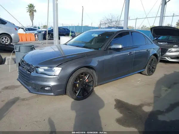 WAUAFAFL1GN015028 2016 AUDI A4 - Image 2