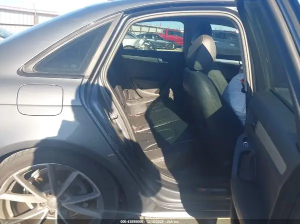 WAUAFAFL2GN009948 2016 AUDI A4 - Image 8