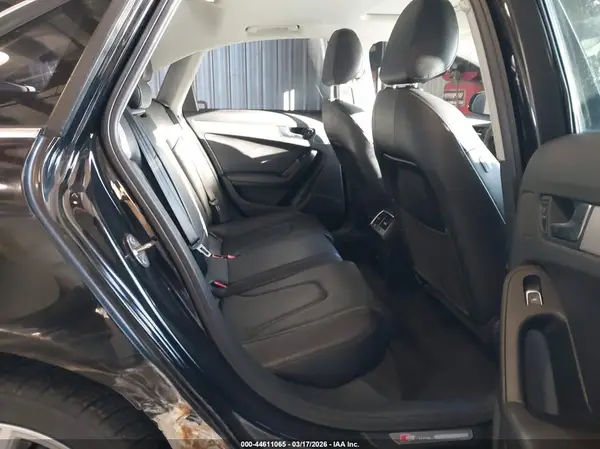 WAUAFAFL2GN010257 2016 AUDI A4 - Image 8