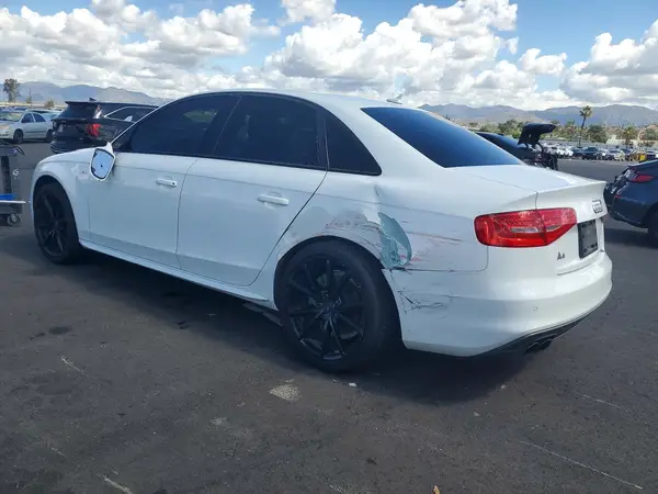 WAUAFAFL4GN010907 2016 AUDI A4 - Image 2