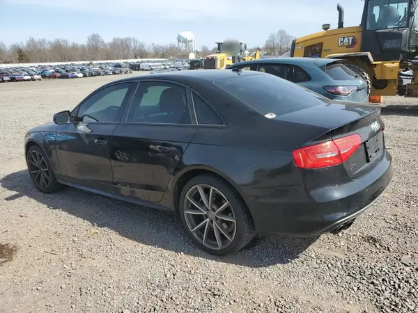 WAUAFAFL6GN010469 2016 AUDI A4 - Image 2