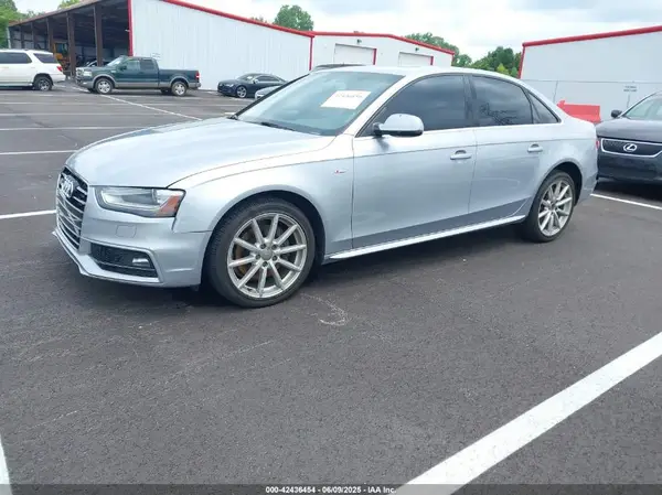 WAUAFAFL9GN001569 2016 AUDI A4 - Image 2