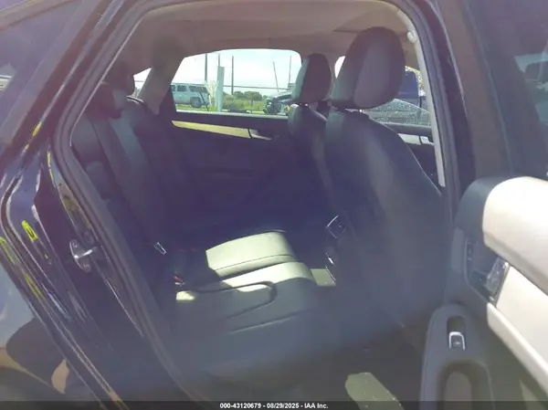 WAUAFAFLXGA007131 2016 AUDI A4 - Image 8