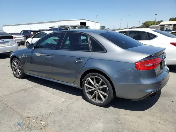 WAUAFAFLXGA012913 2016 AUDI A4 - Image 2