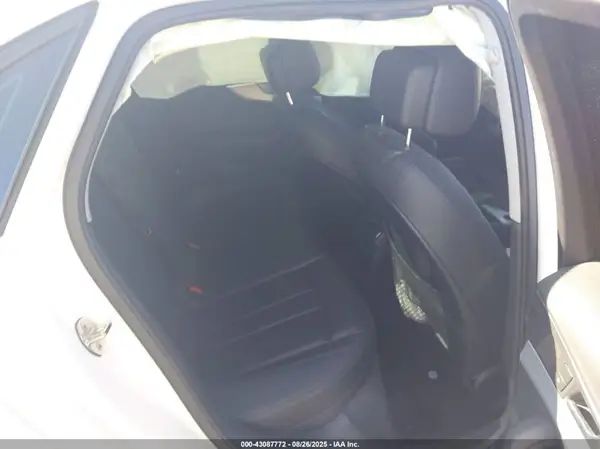 WAUANAF40HN011694 2017 AUDI A4 - Image 8