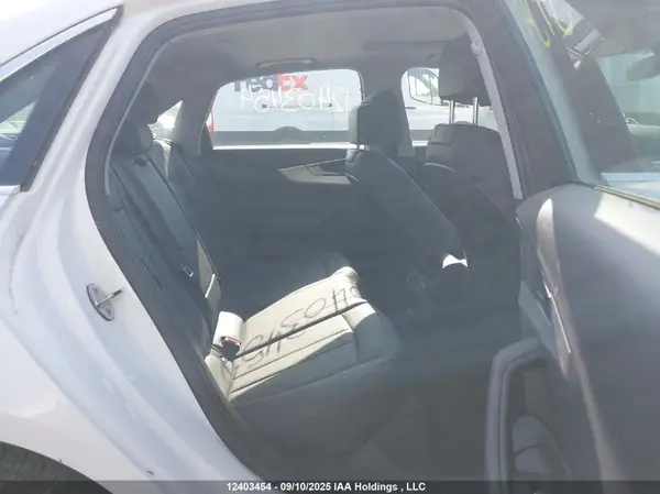 WAUANAF40HN032058 2017 AUDI A4 - Image 8